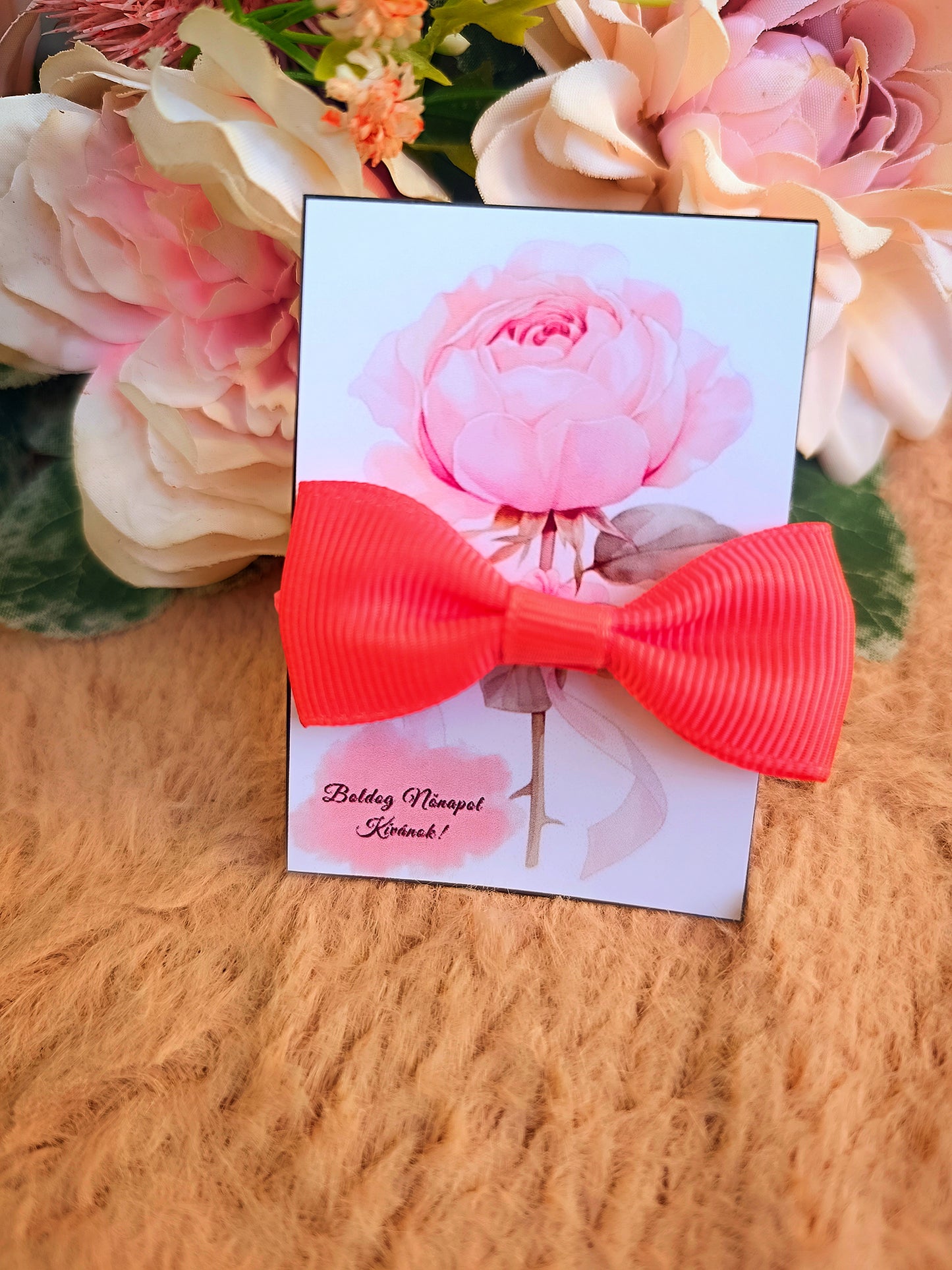 Ajándék masni hajgumi nőnapi korall