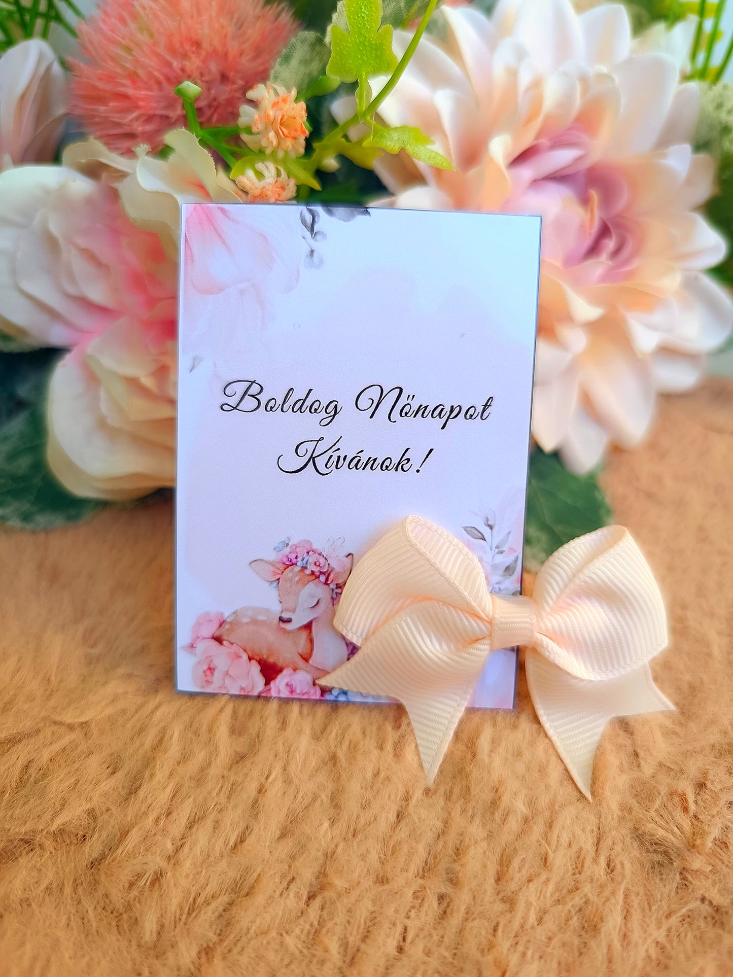 Ajándék masni csatt nőnapi nagyon világos rózsaszín