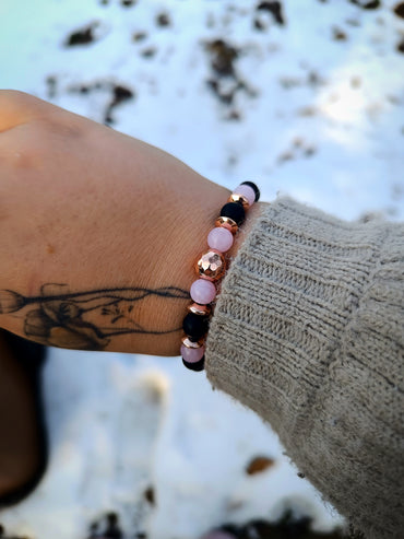 Ajándék örömanya védelem karkötő esküvőre szülőköszöntő