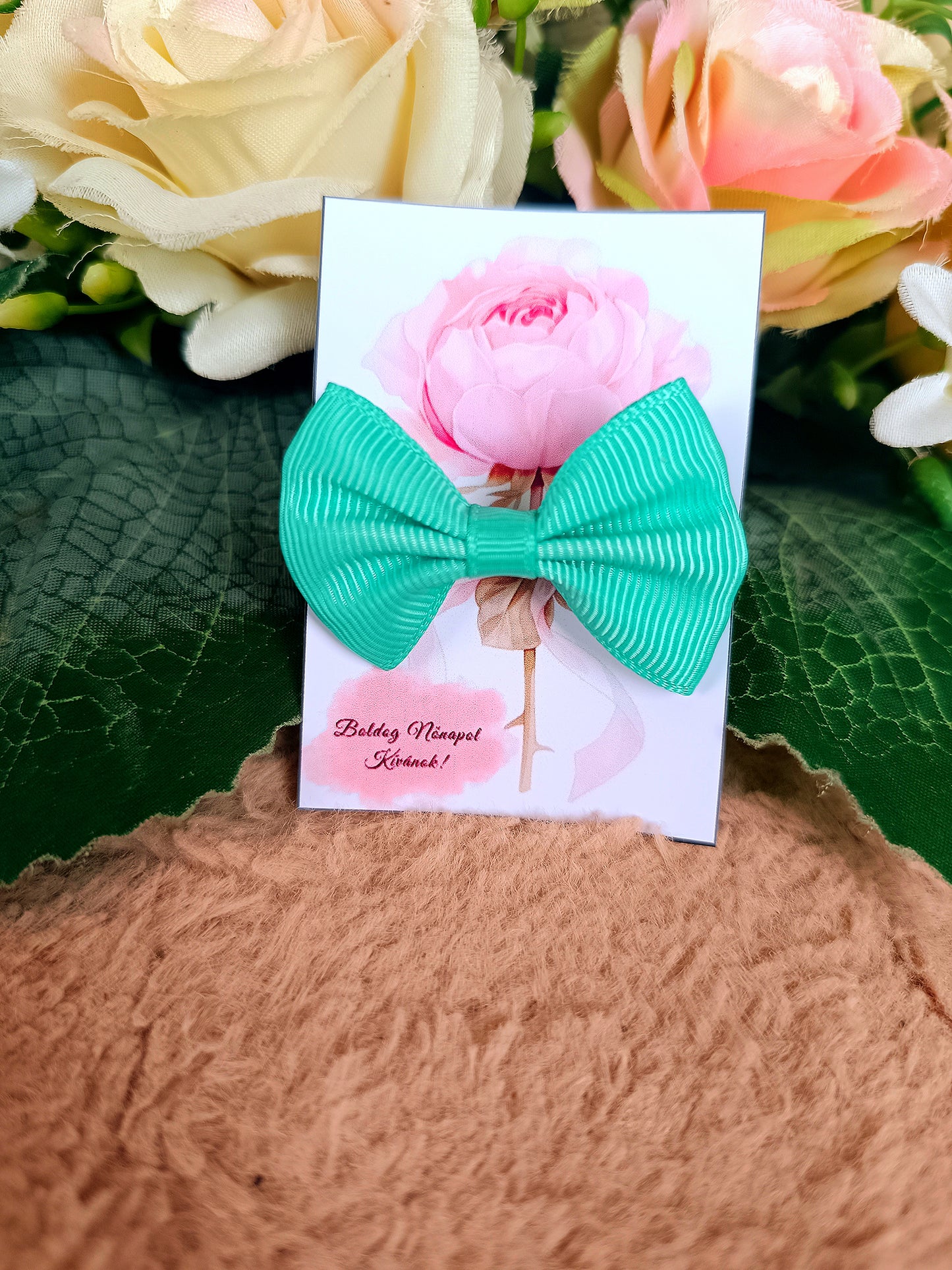 Ajándék masni hajgumi nőnapi türkiz