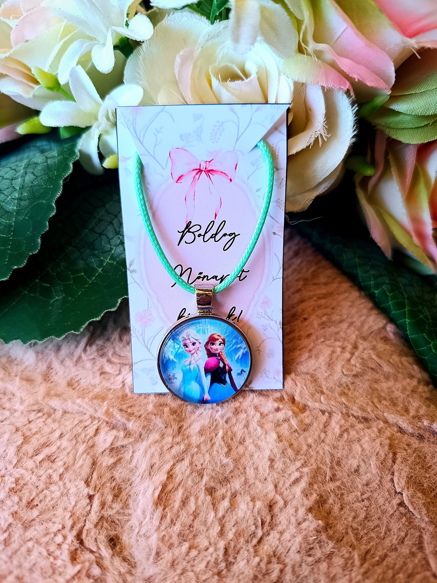 Ajándék kislányoknak nőnapra nyaklánc Jégvarázs