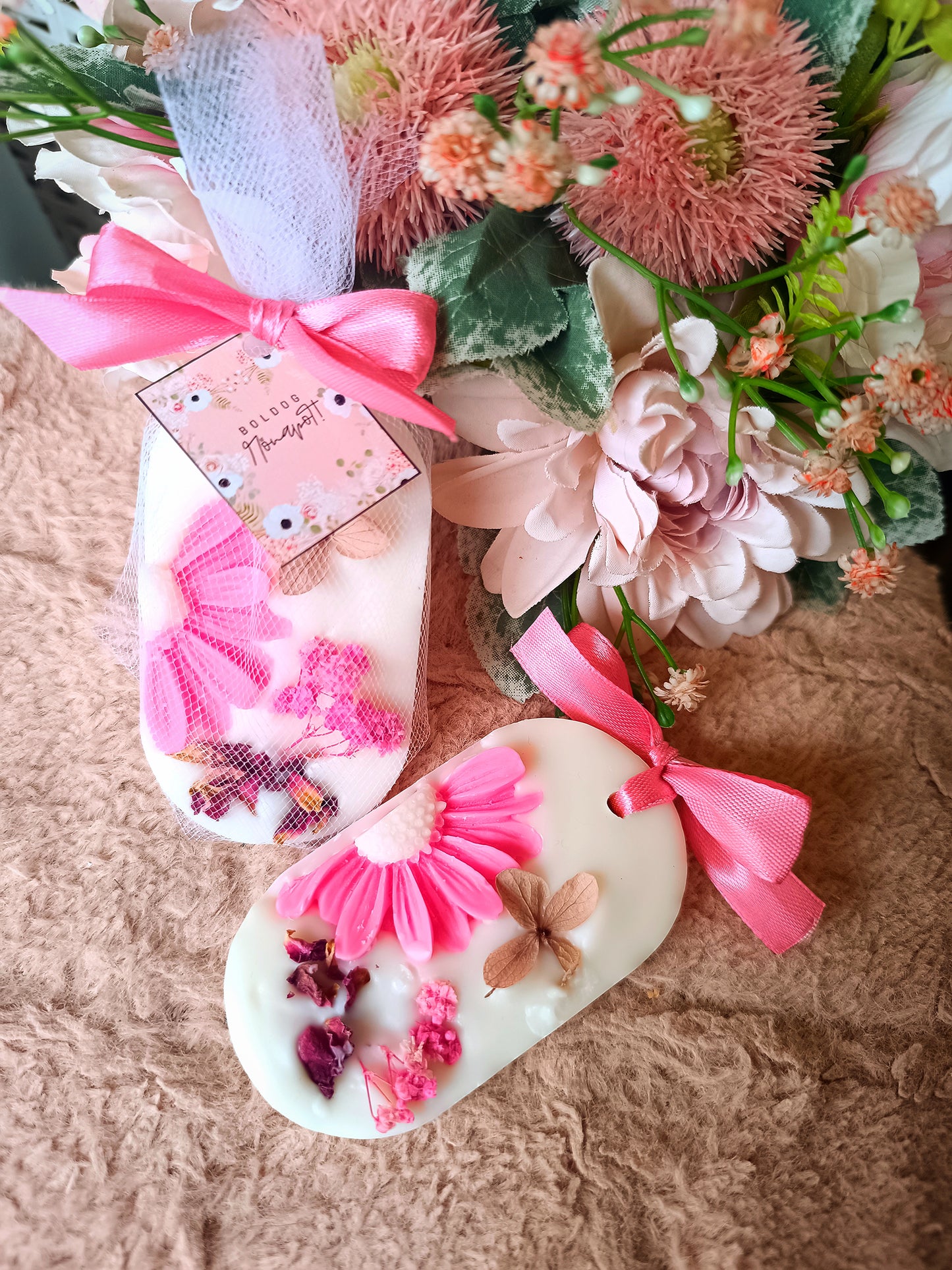 Ajándék illatviasz virágos nőnapra, Valentin napra, anyák napjára, ballagásra virágos