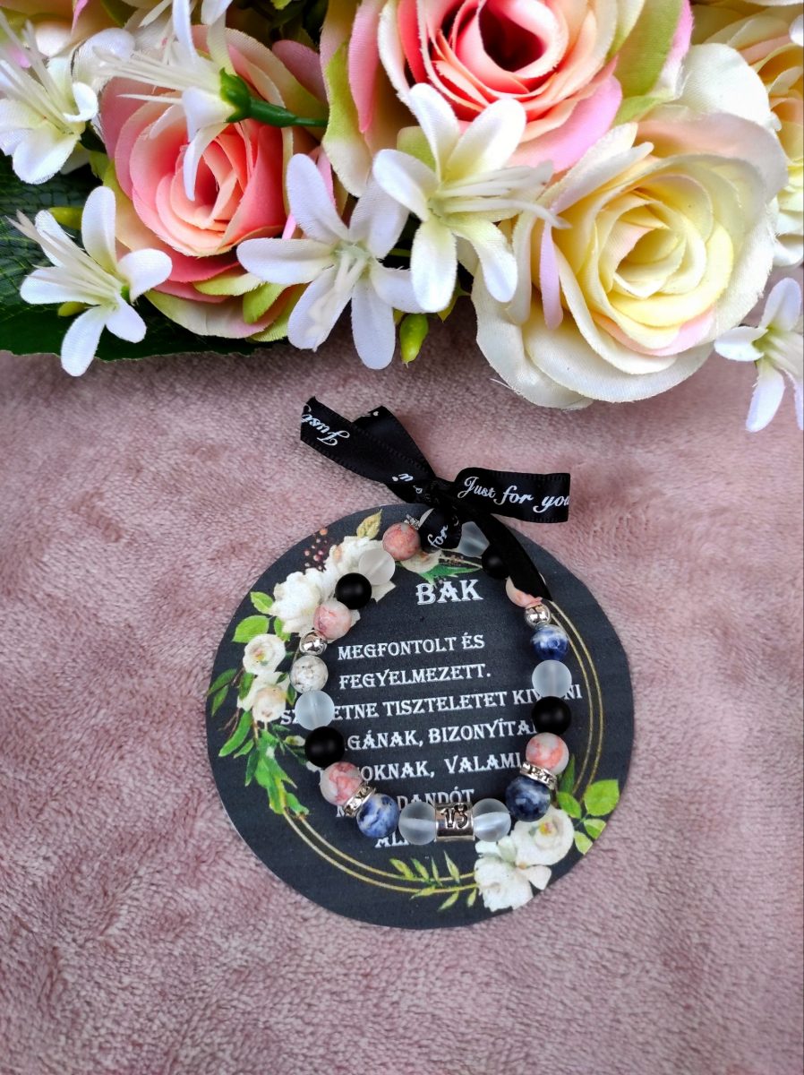 Horoszkópos ásvány karkötő – Bak