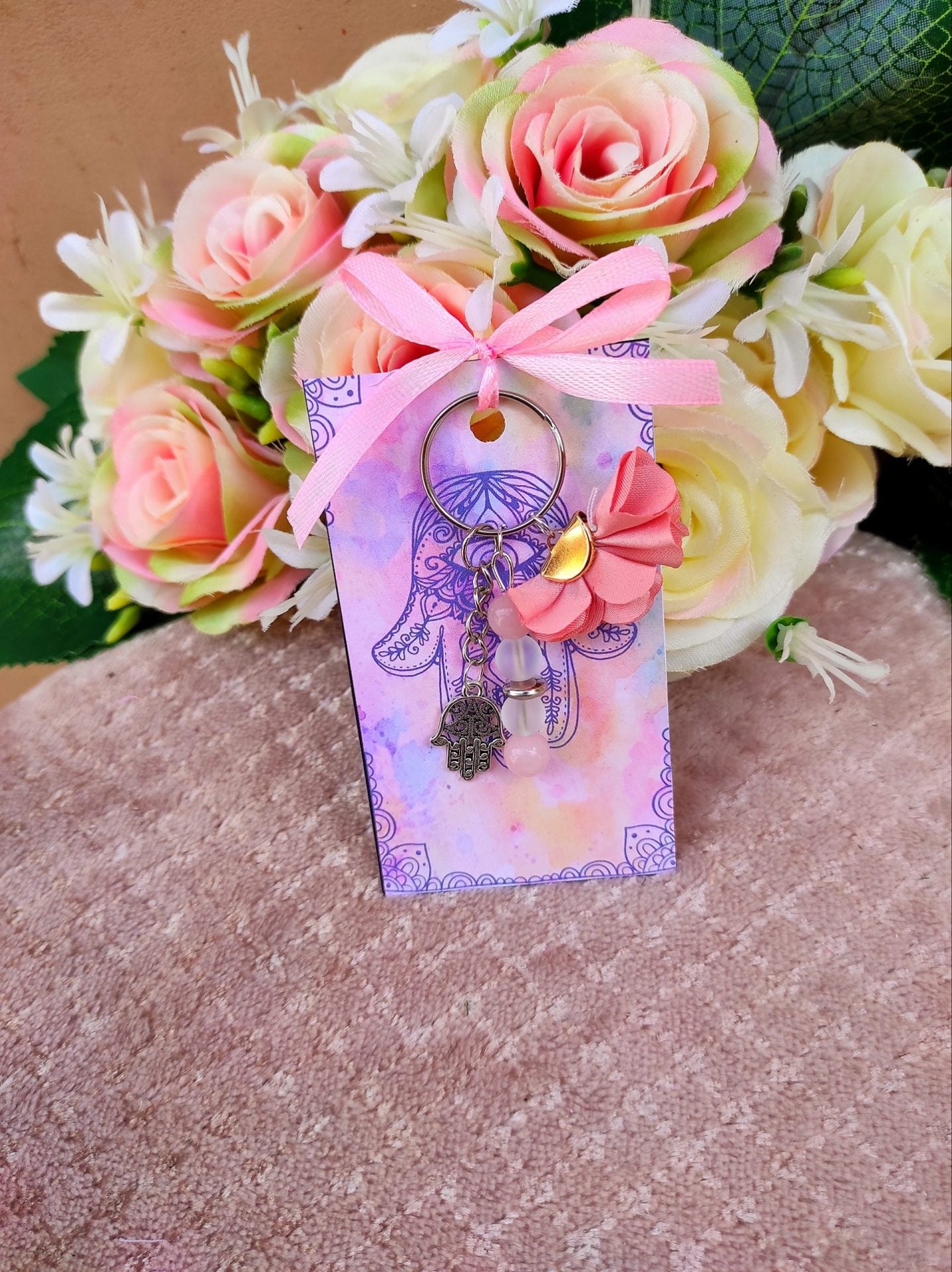 Fatima keze ásvány kulcstartó rózsaszín