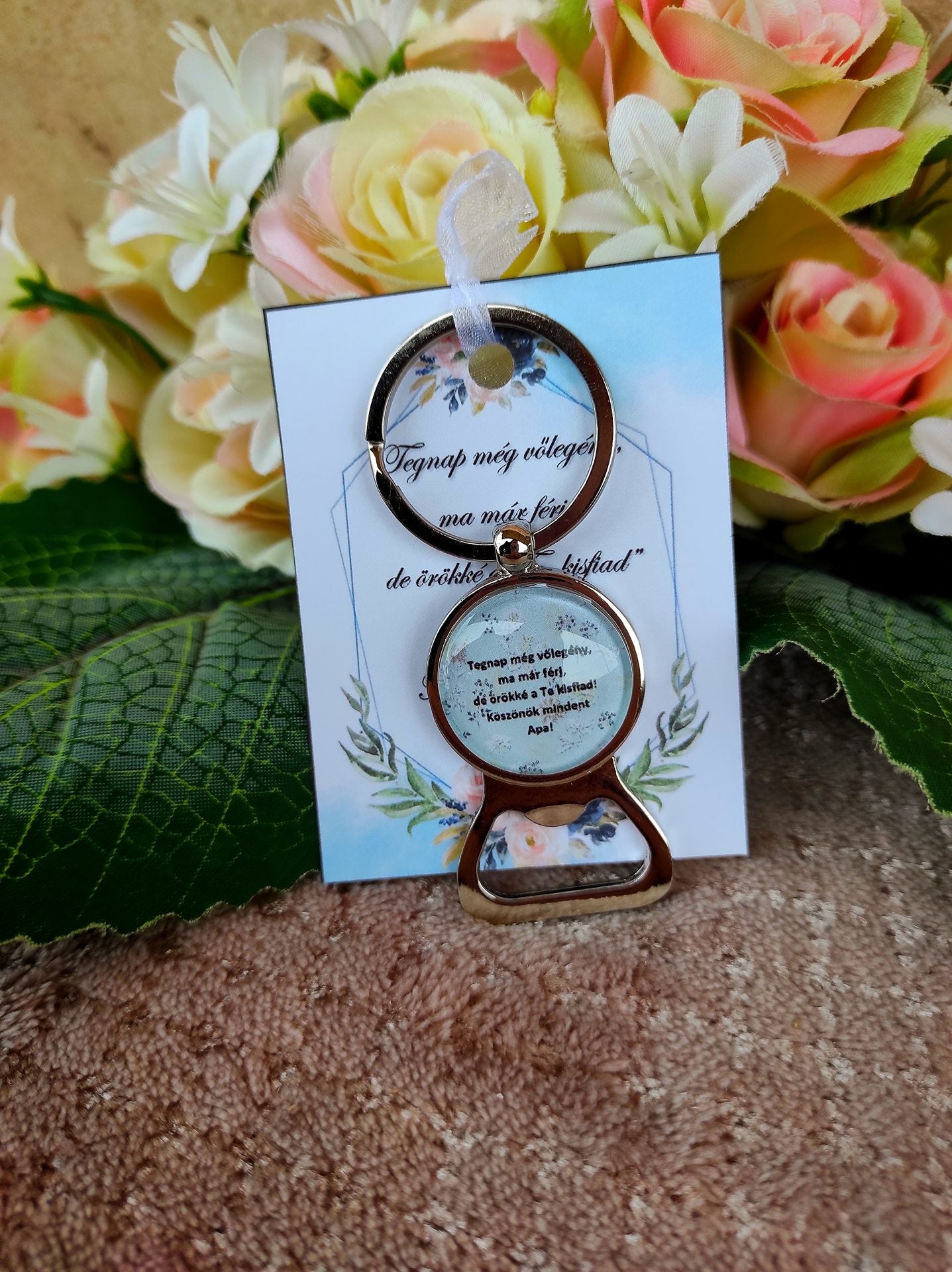 Örömapa sörnyitós kulcstartó