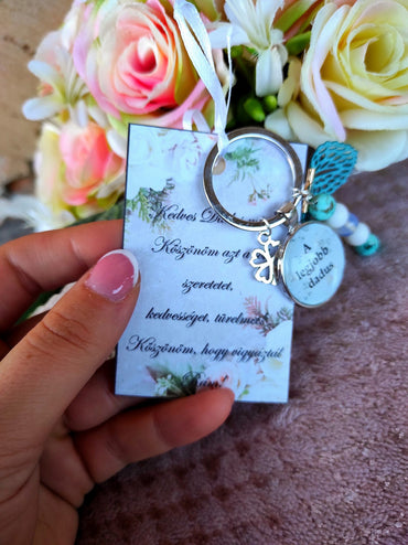 Ajándék pedagógusoknak ásvány kulcstartó