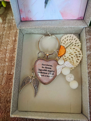 Bézs tanúfelkérő ajándék kulcstartó
