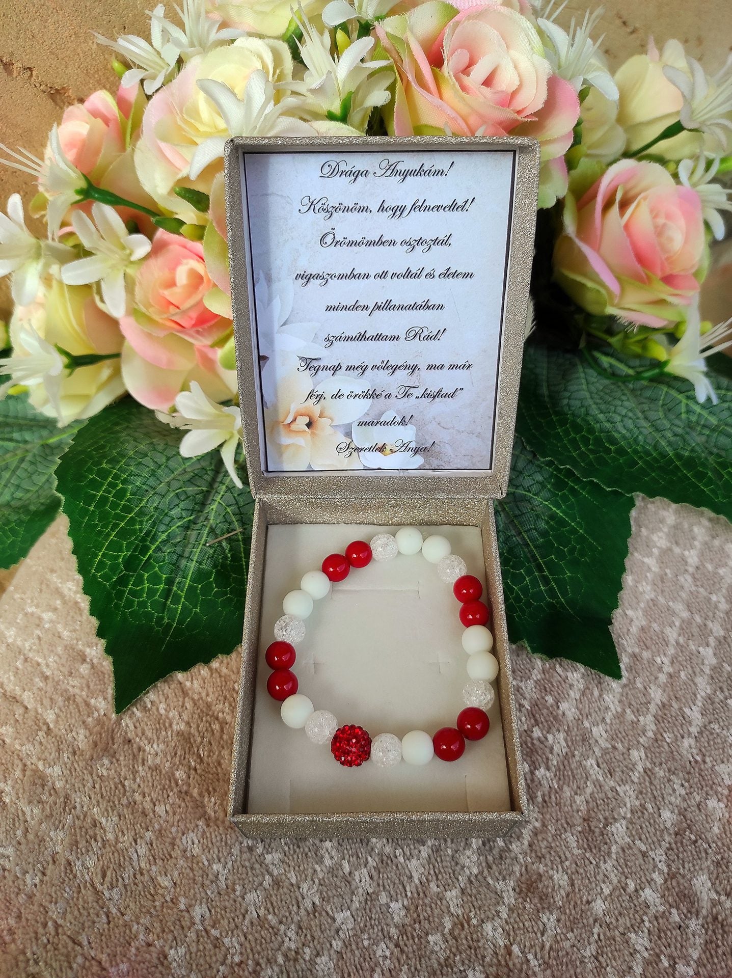 Anyának védelmező jade ajándék