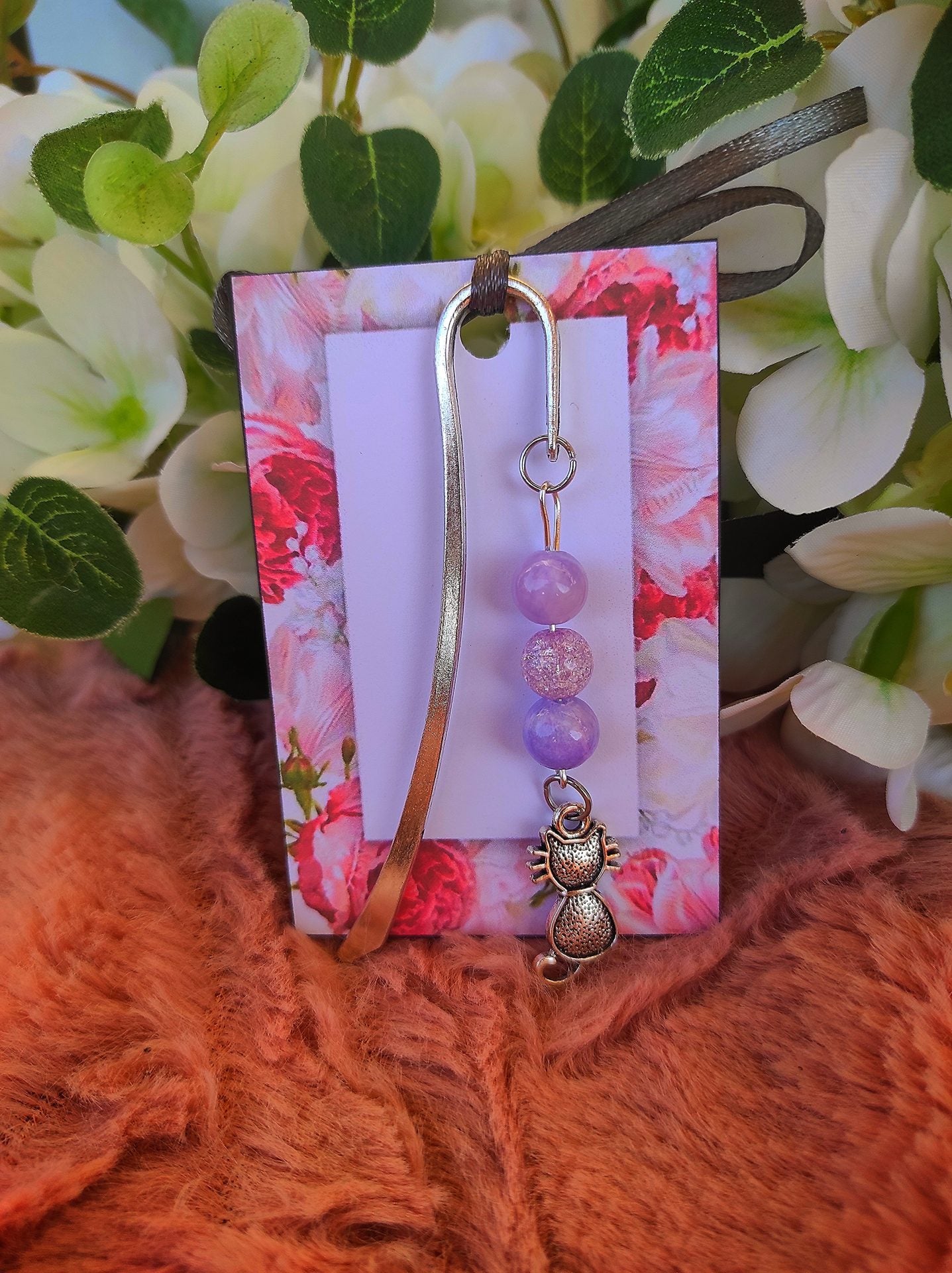 Cicás jade könyvjelző