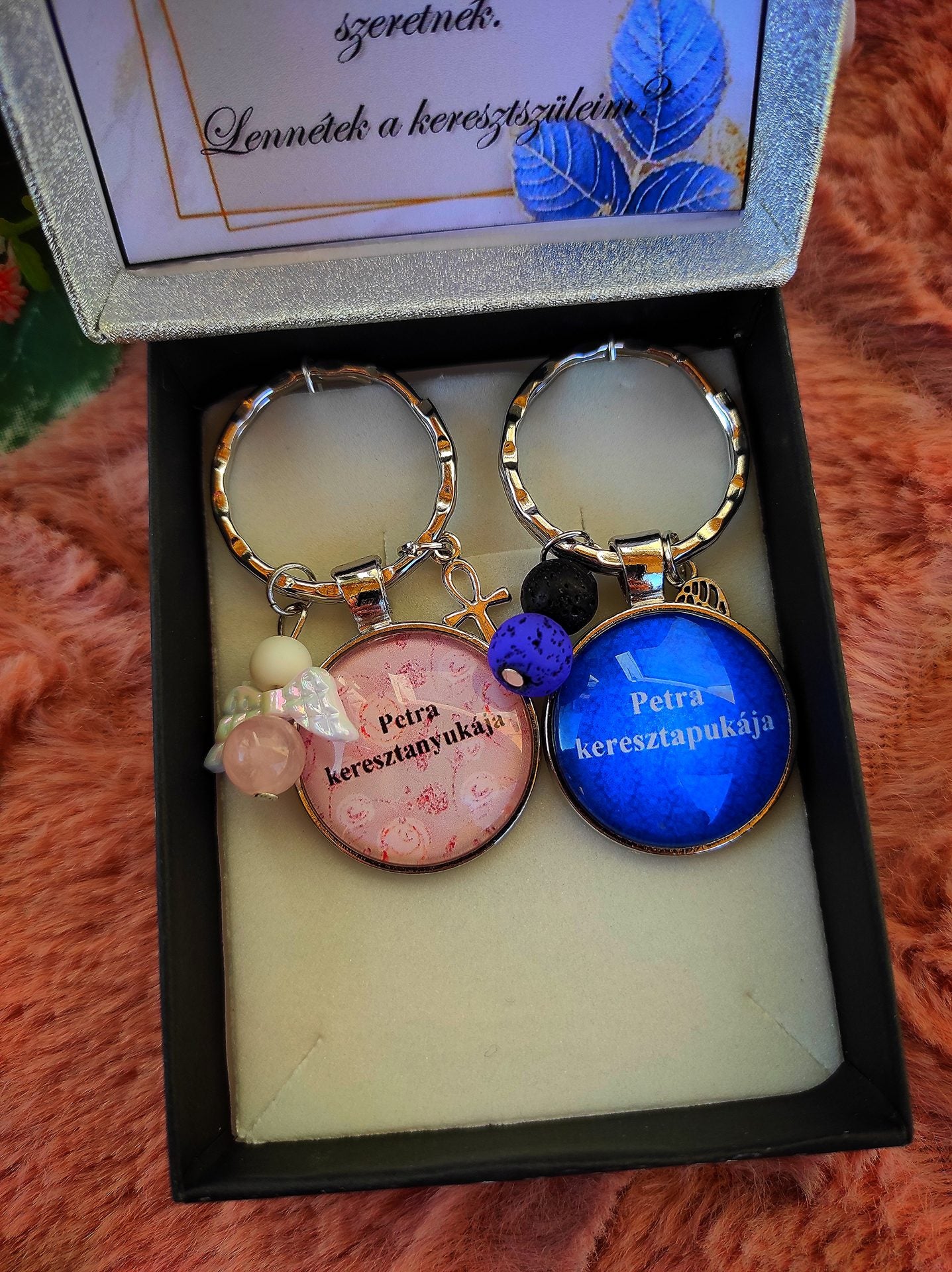 Egyedi neves keresztszülő felkérő