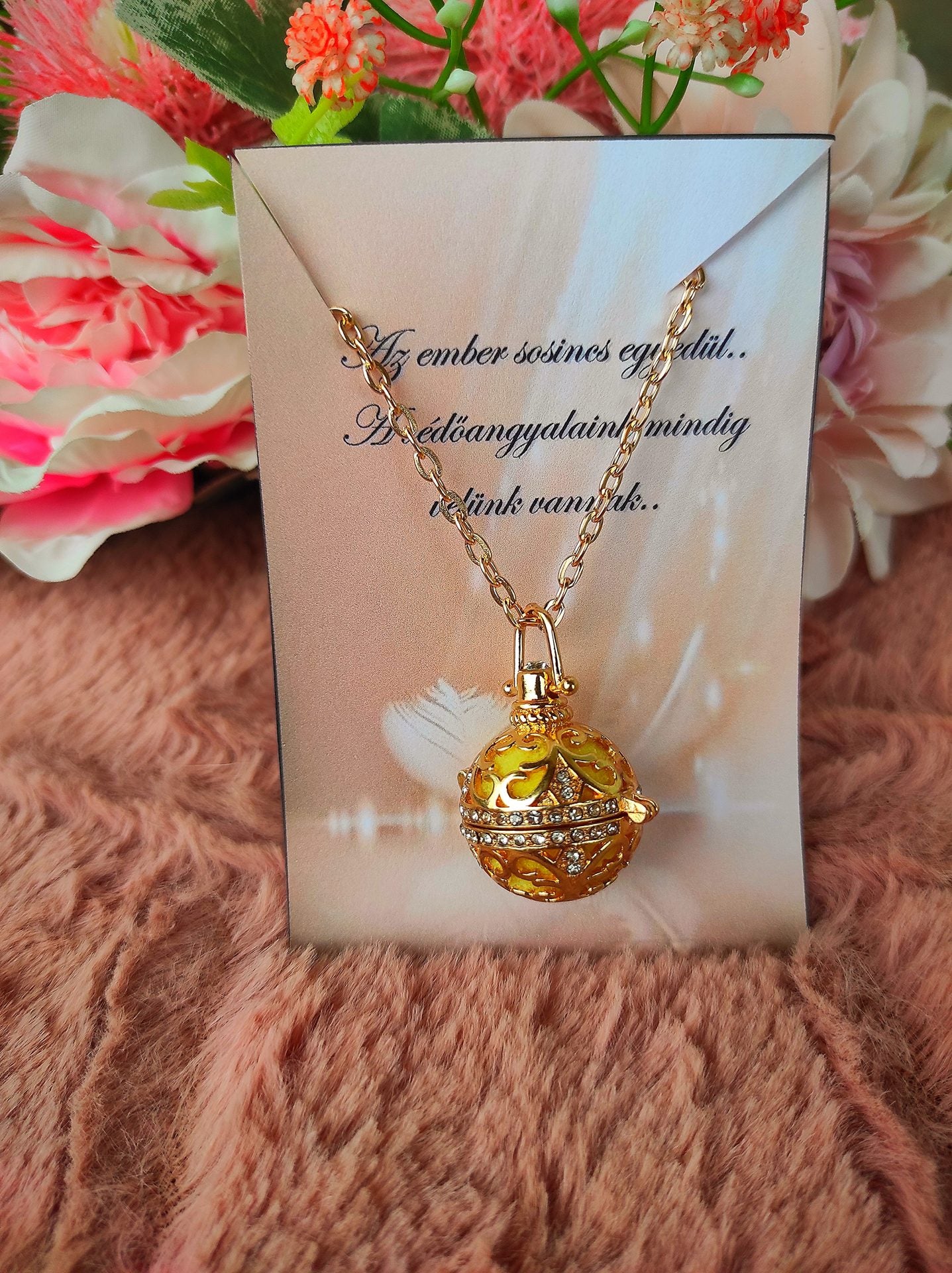 Angyalhívó nyaklánc rose gold köves