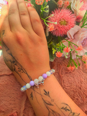 Tacsis ajándék pasztel lila karkötő