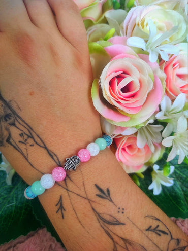 Fatima keze színes karkötő