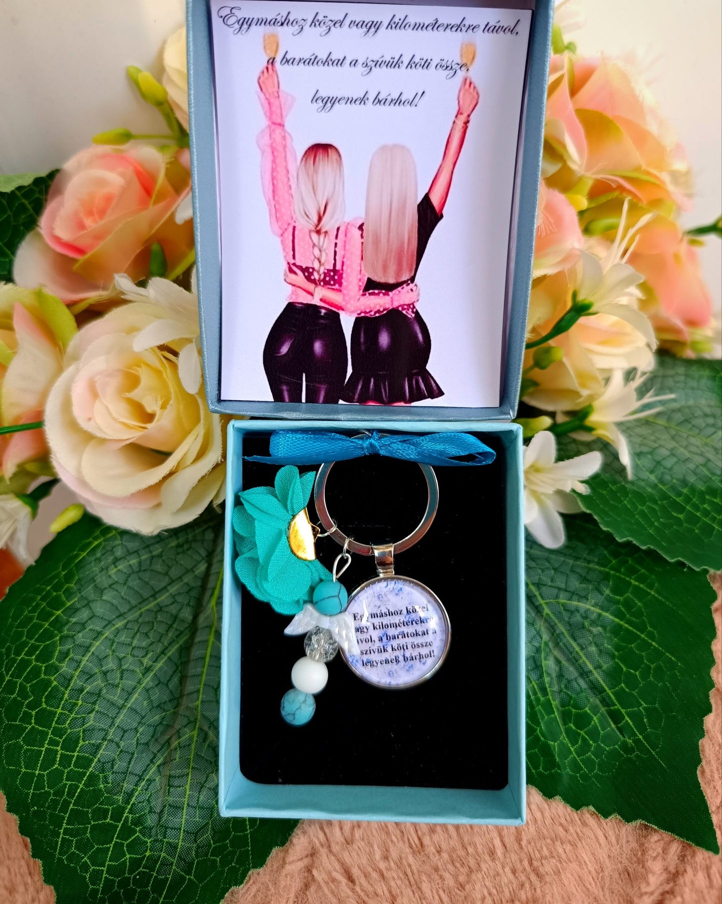Barátság kulcstartó türkiz