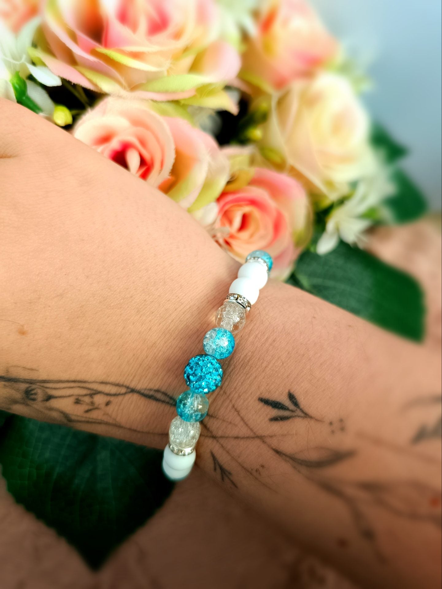 Ajándék szülőköszöntő hegyikristály karkötő kék