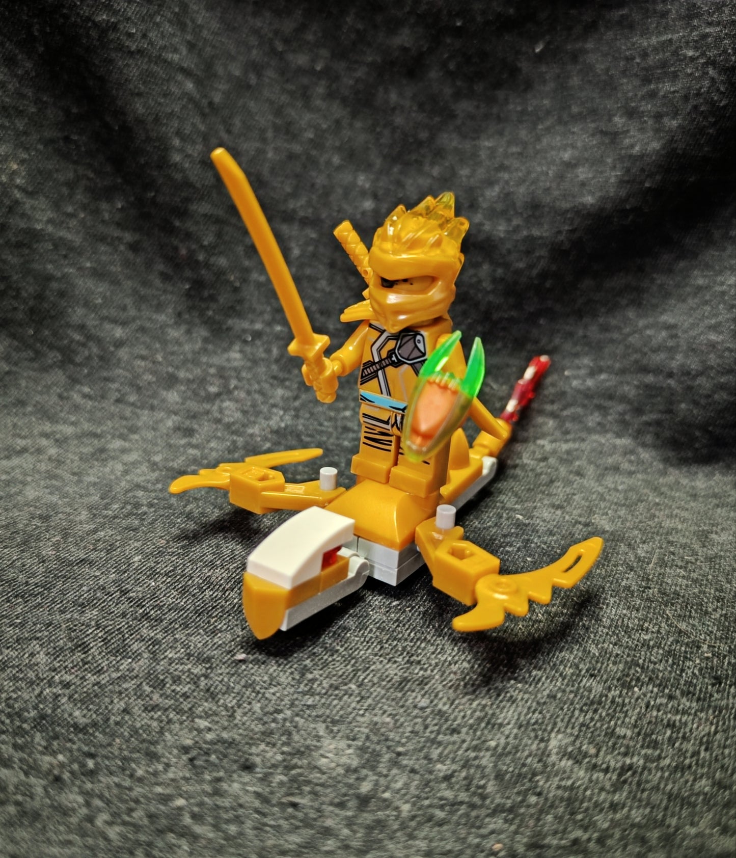 Ninjago figura sárkánnyal IV