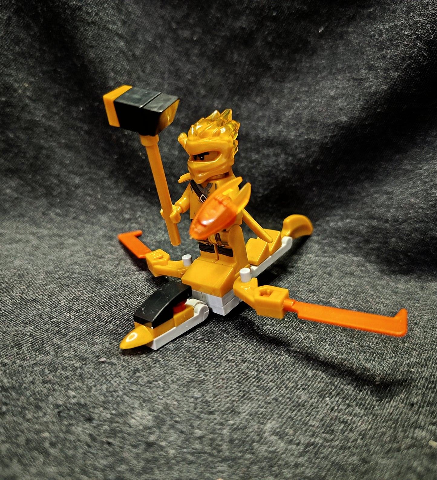 Ninjago figura sárkánnyal V