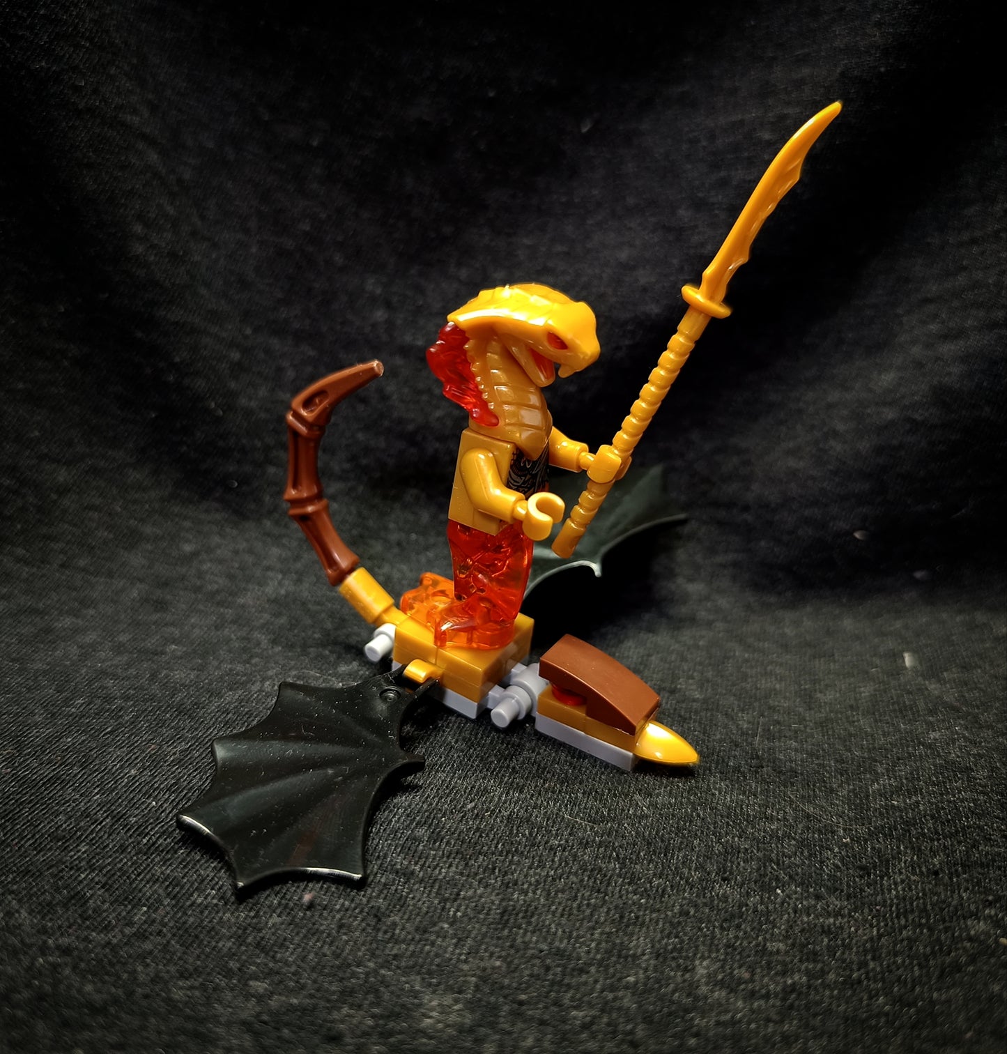 Ninjago figura sárkánnyal VI