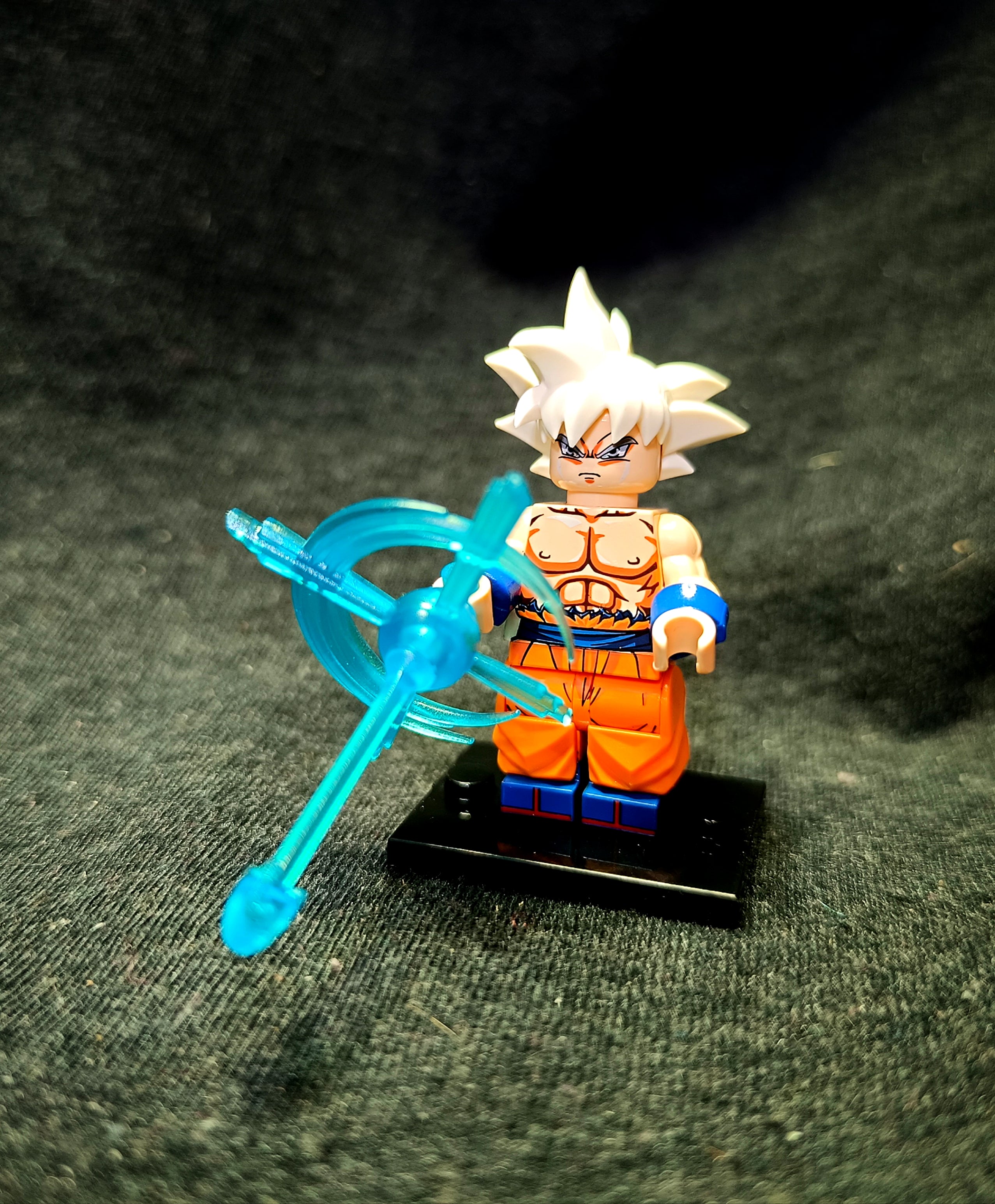 Dragon ball ultra instinct goku figura