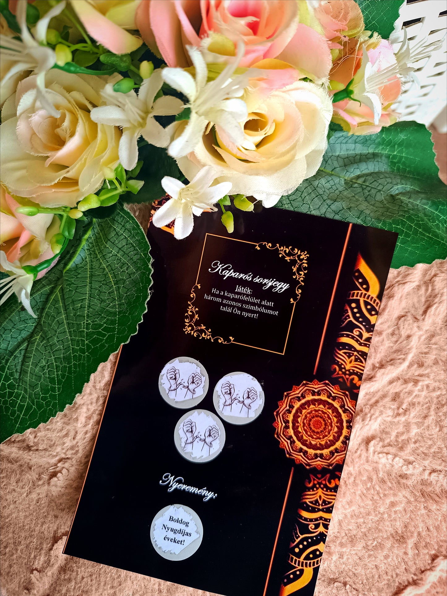 Nyugdíjas ajándék kaparós sorsjegy fekete
