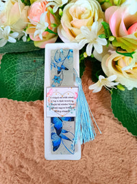 Nőnapi ajándék pillangós könyvjelző kék