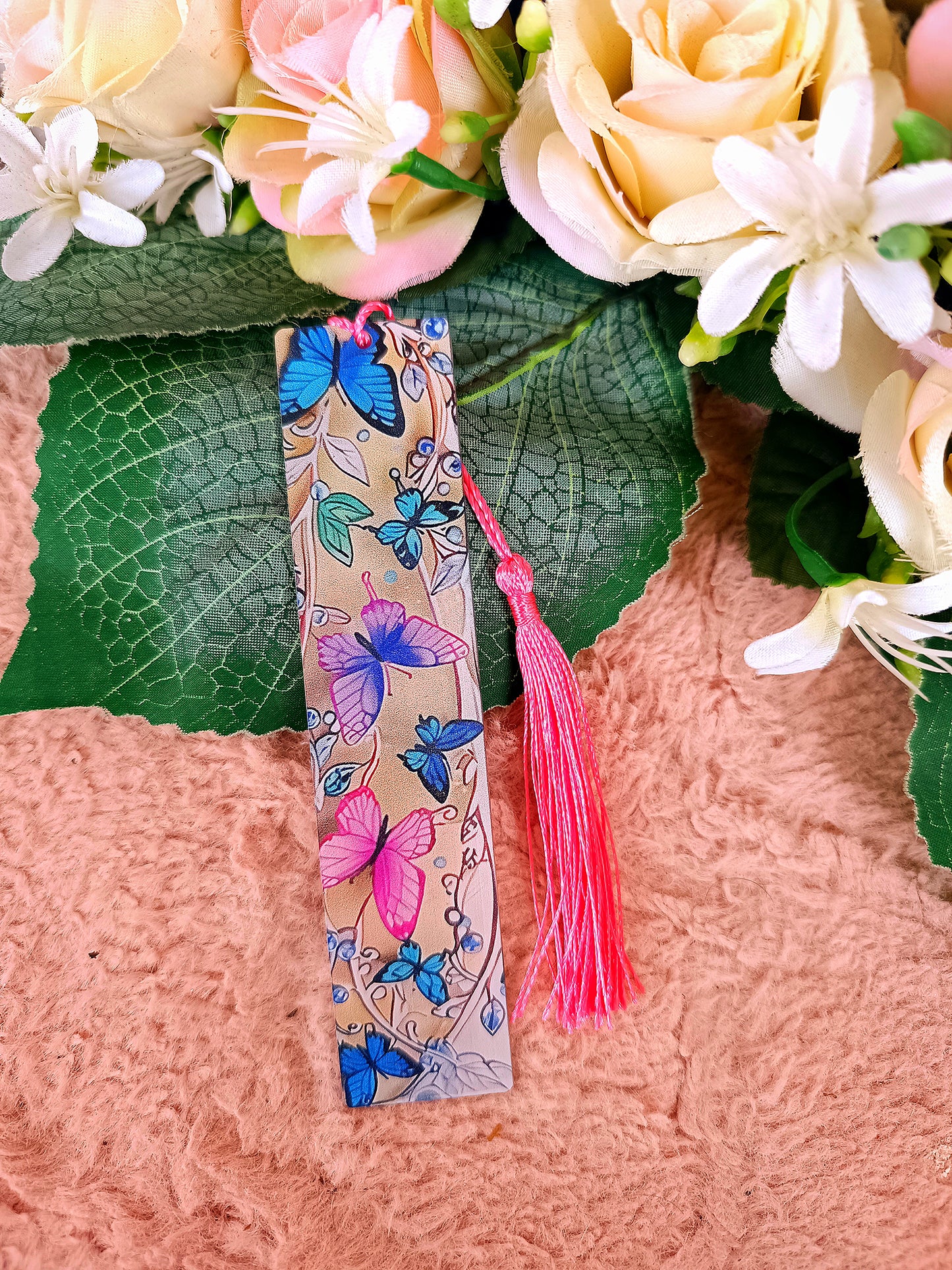 Nőnapi ajándék pillangós könyvjelző kék