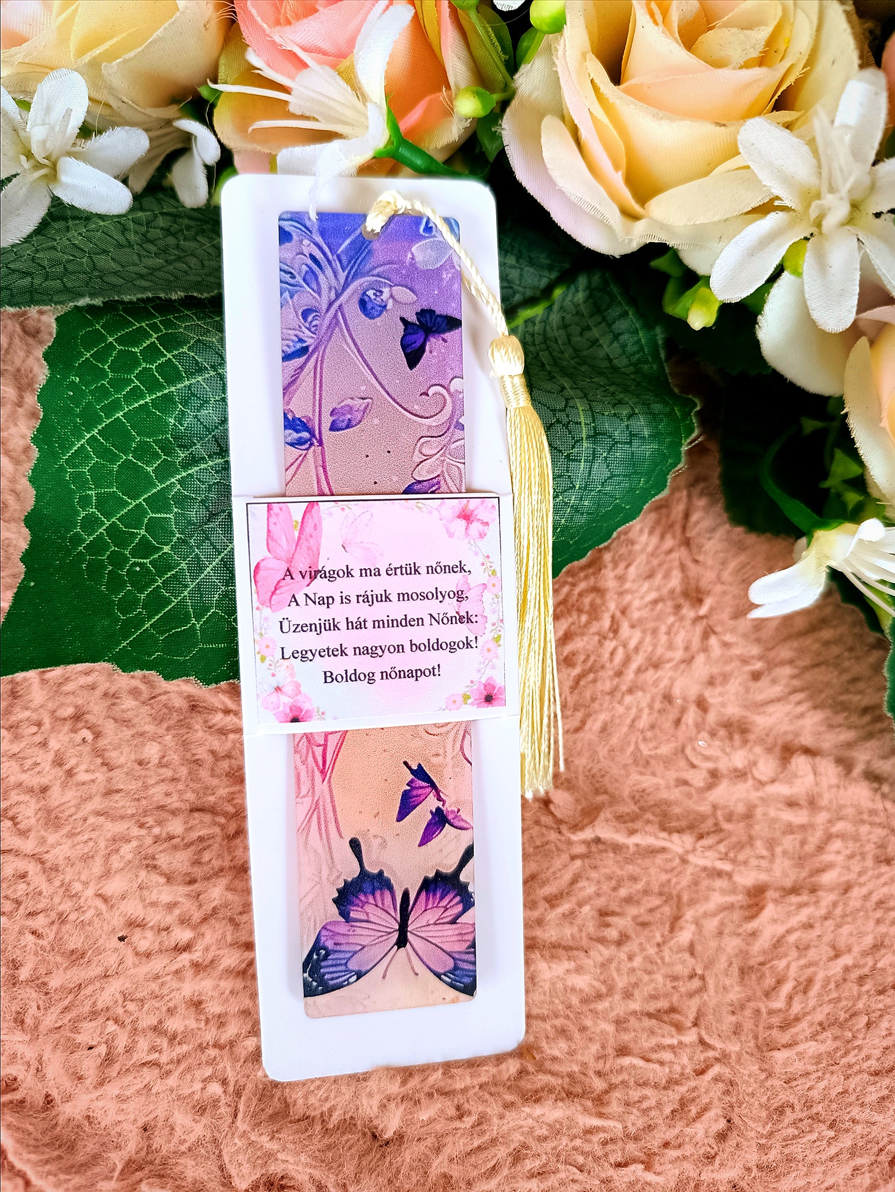 Nőnapi ajándék pillangós könyvjelző kék-fehér