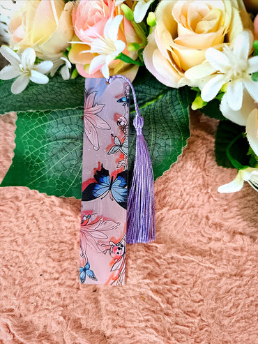 Nőnapi ajándék pillangós könyvjelző lila