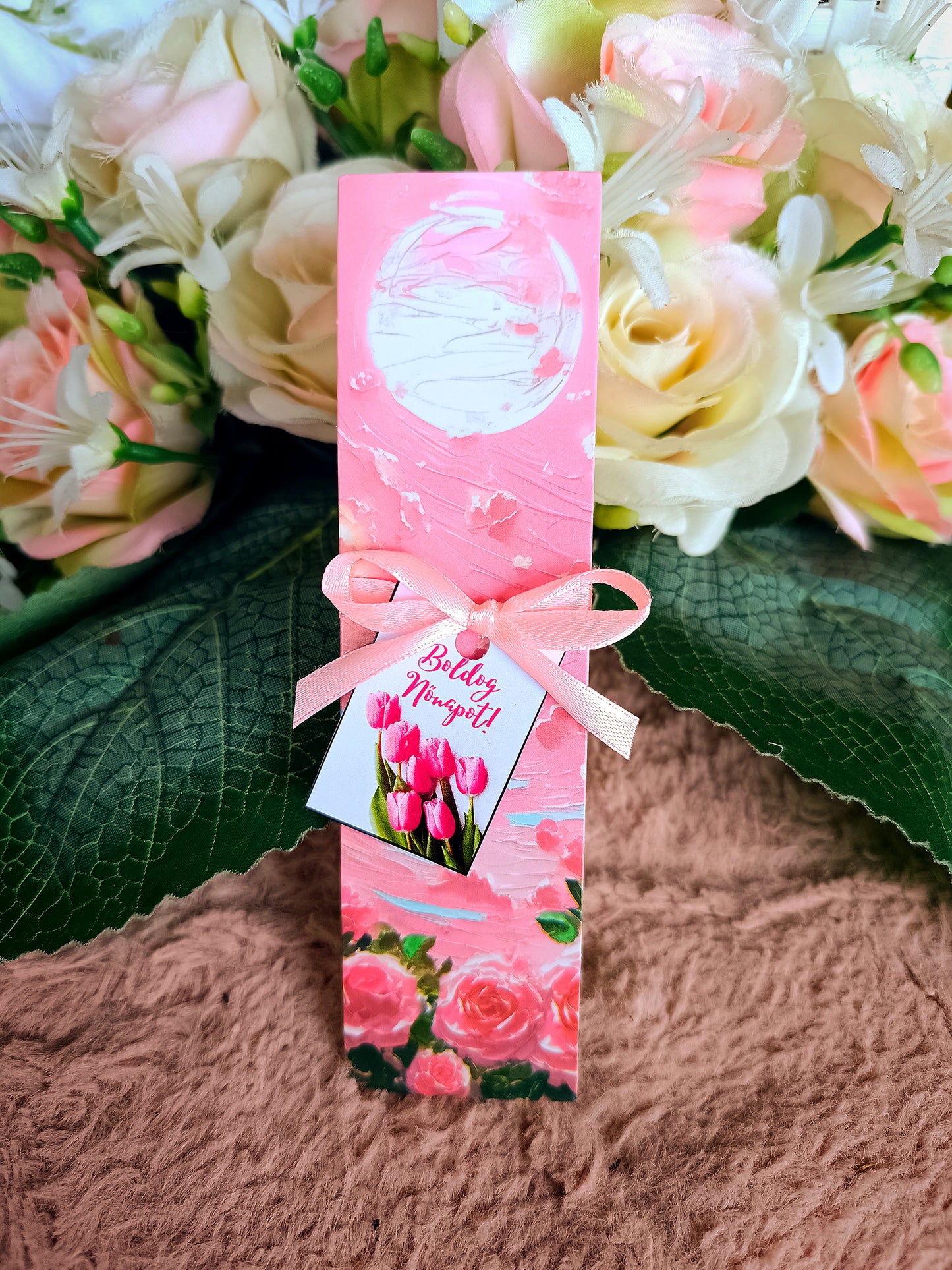 Nőnapi ajándék könyvjelző