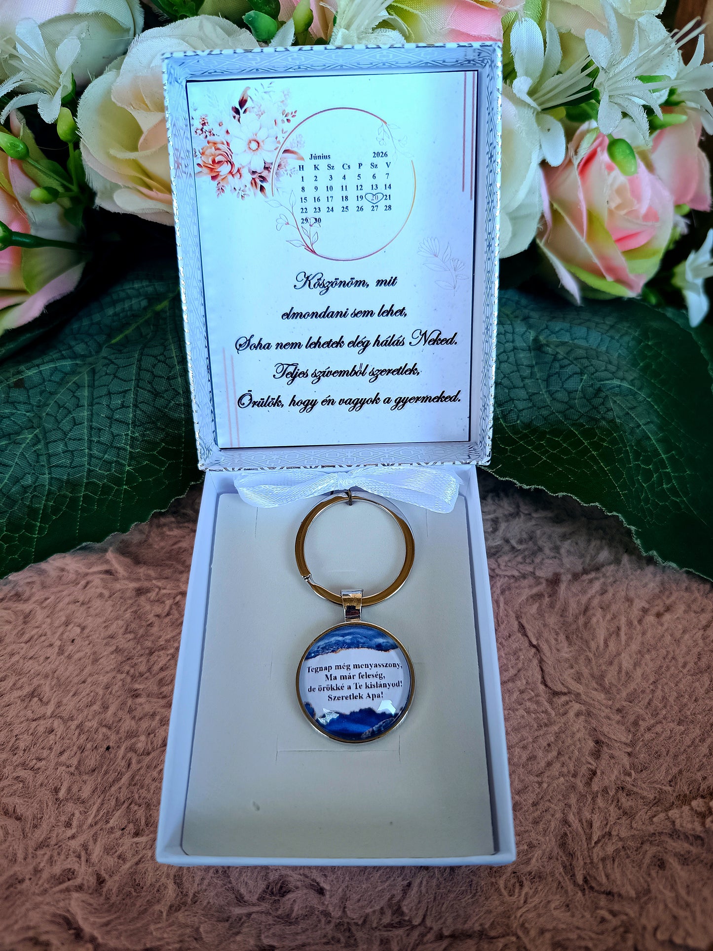 Ajándék örömapának esküvői szülőköszöntő kulcstartó
