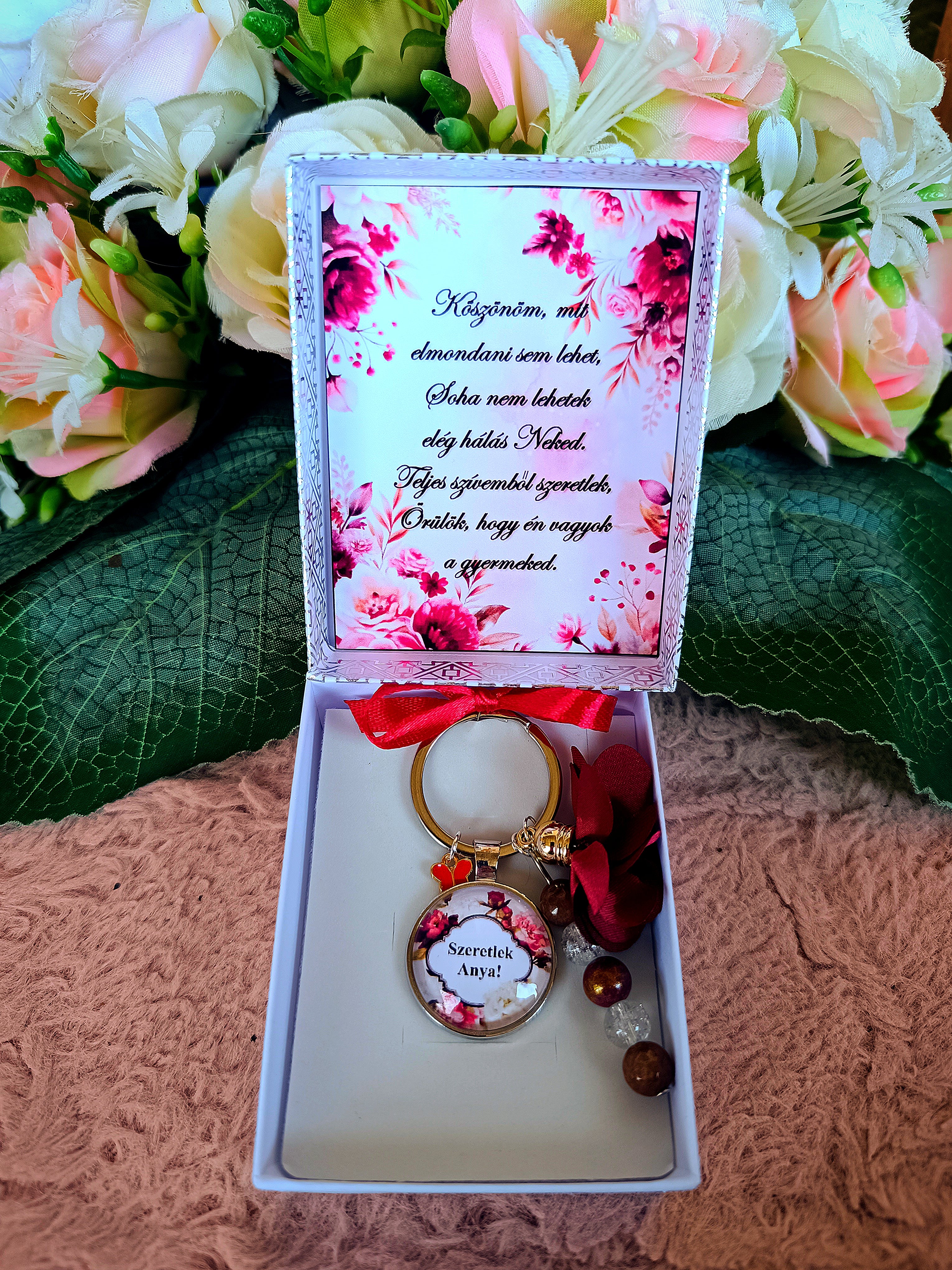 Ajándék anyának kulcstartó anyák napja, szülőköszöntő, születésnap