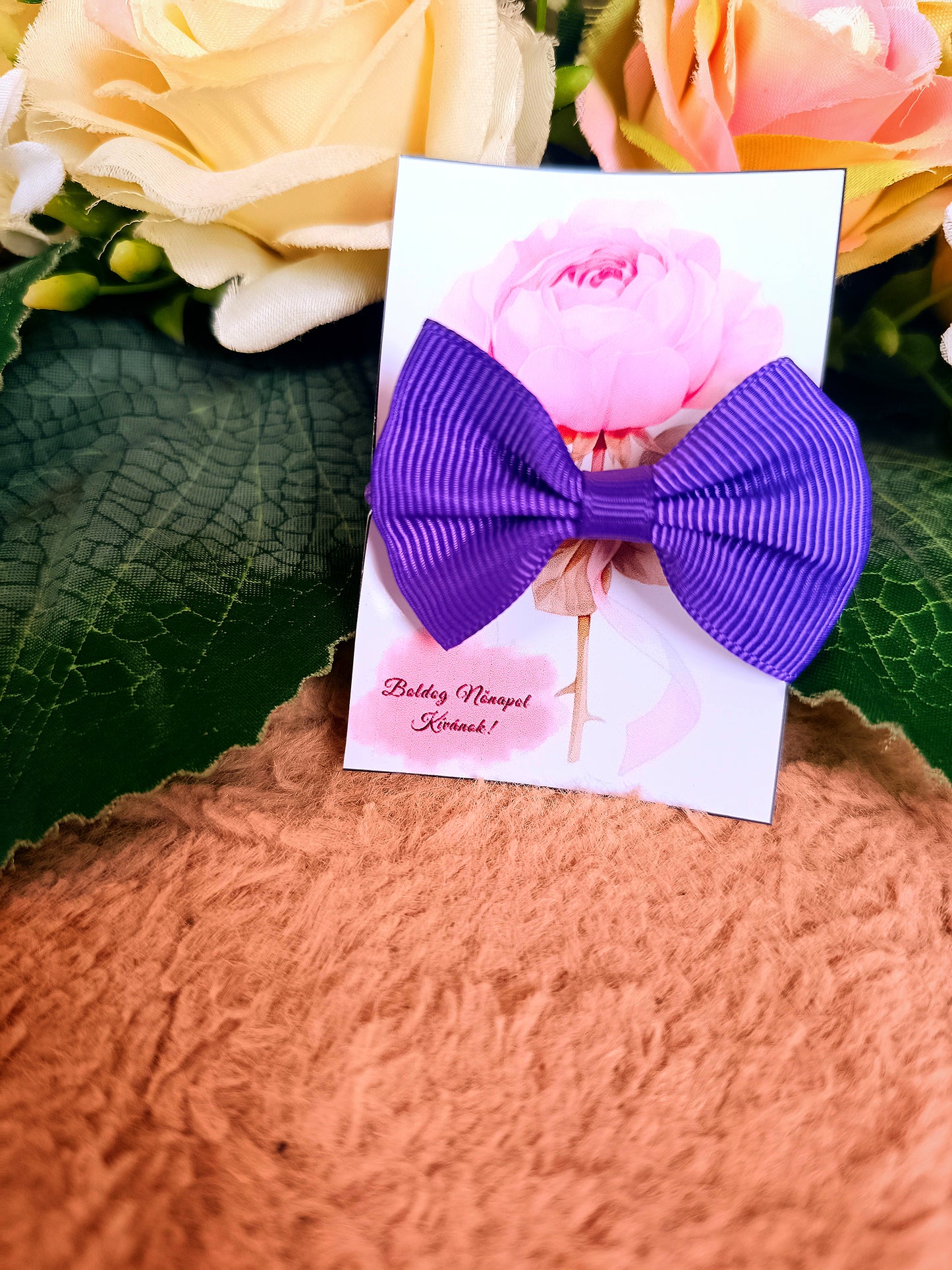 Ajándék masni hajgumi nőnapi sötét lila