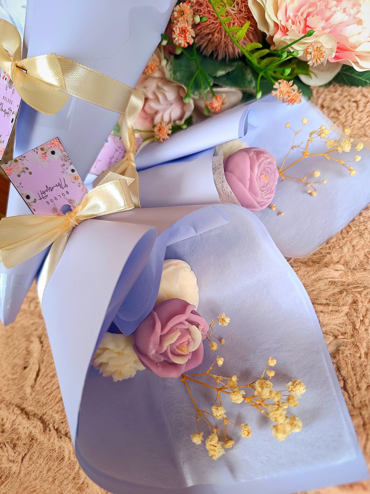 Ajándék Nőnapra virág viasz csokor lila