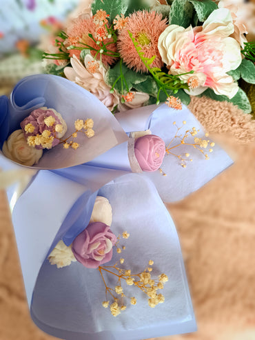 Ajándék Nőnapra virág viasz csokor lila