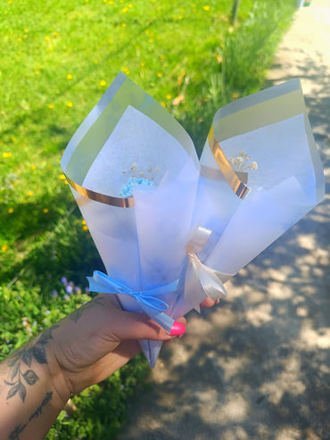 Ajándék Nőnapra, Anyák napjára, Pedagógusnak virág viasz csokor kék