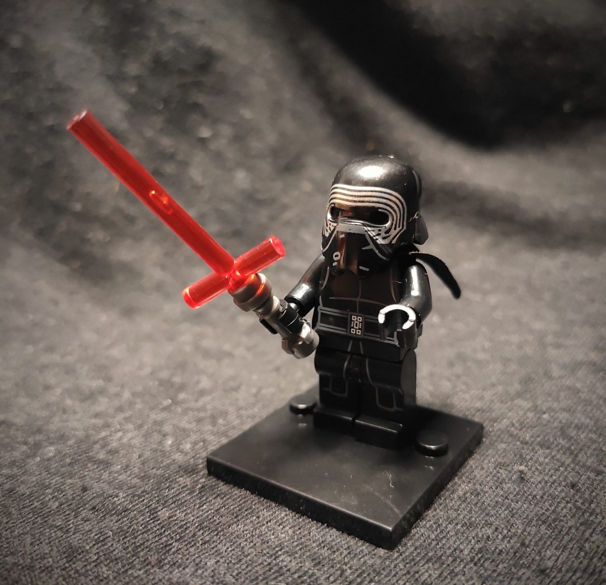 Star wars figura - Kylo Ren II -