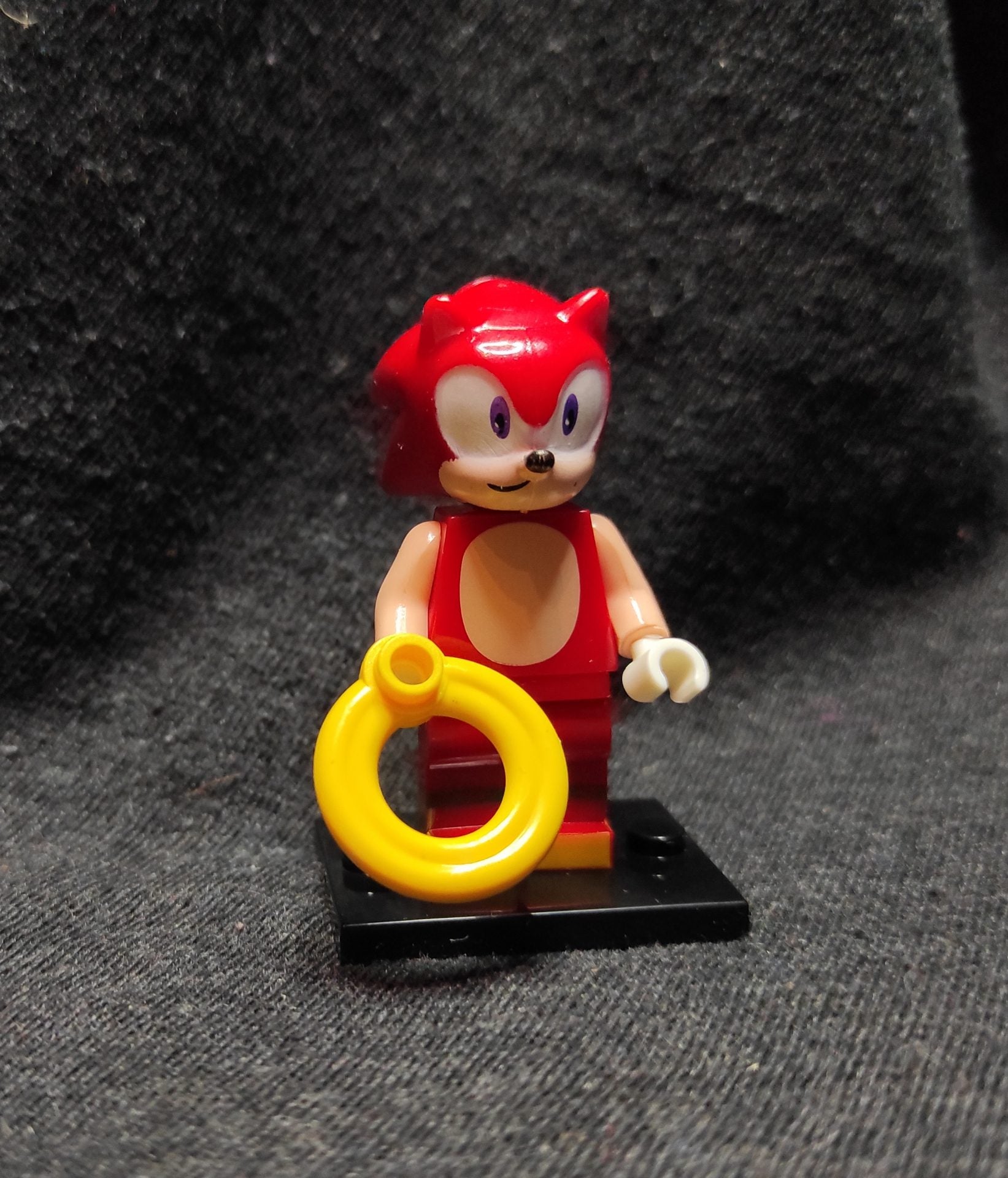 Sonic Knuckles figura