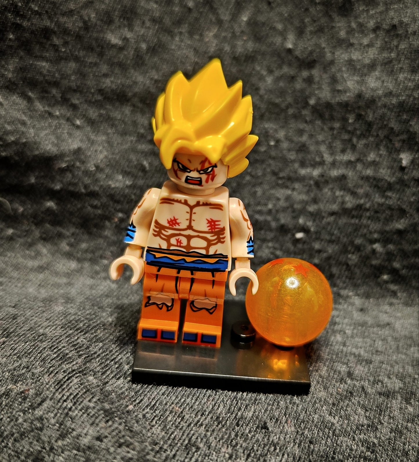 Super Saiyan Goku figura