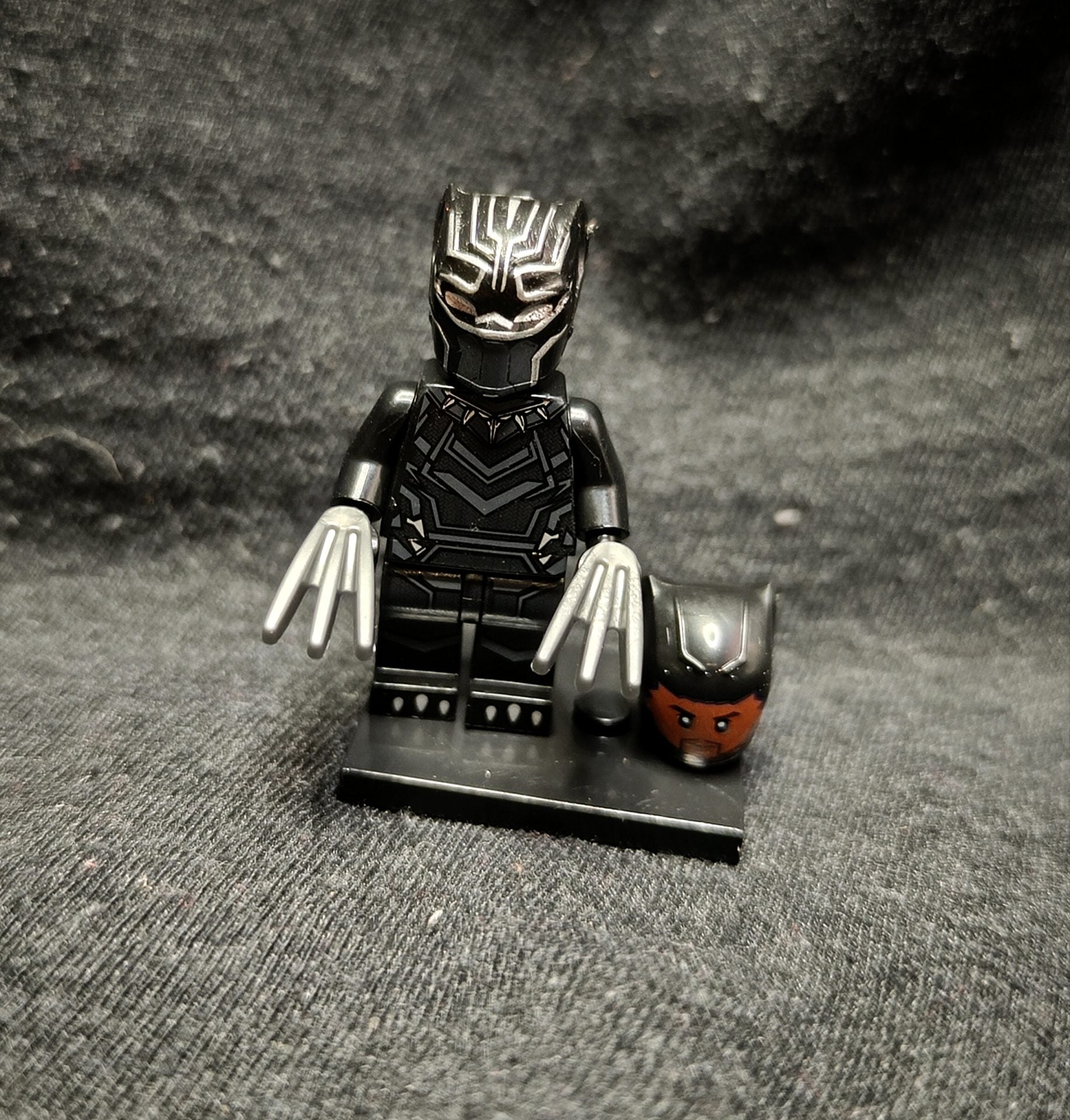 Bosszúállók figura - Fekete Párduc